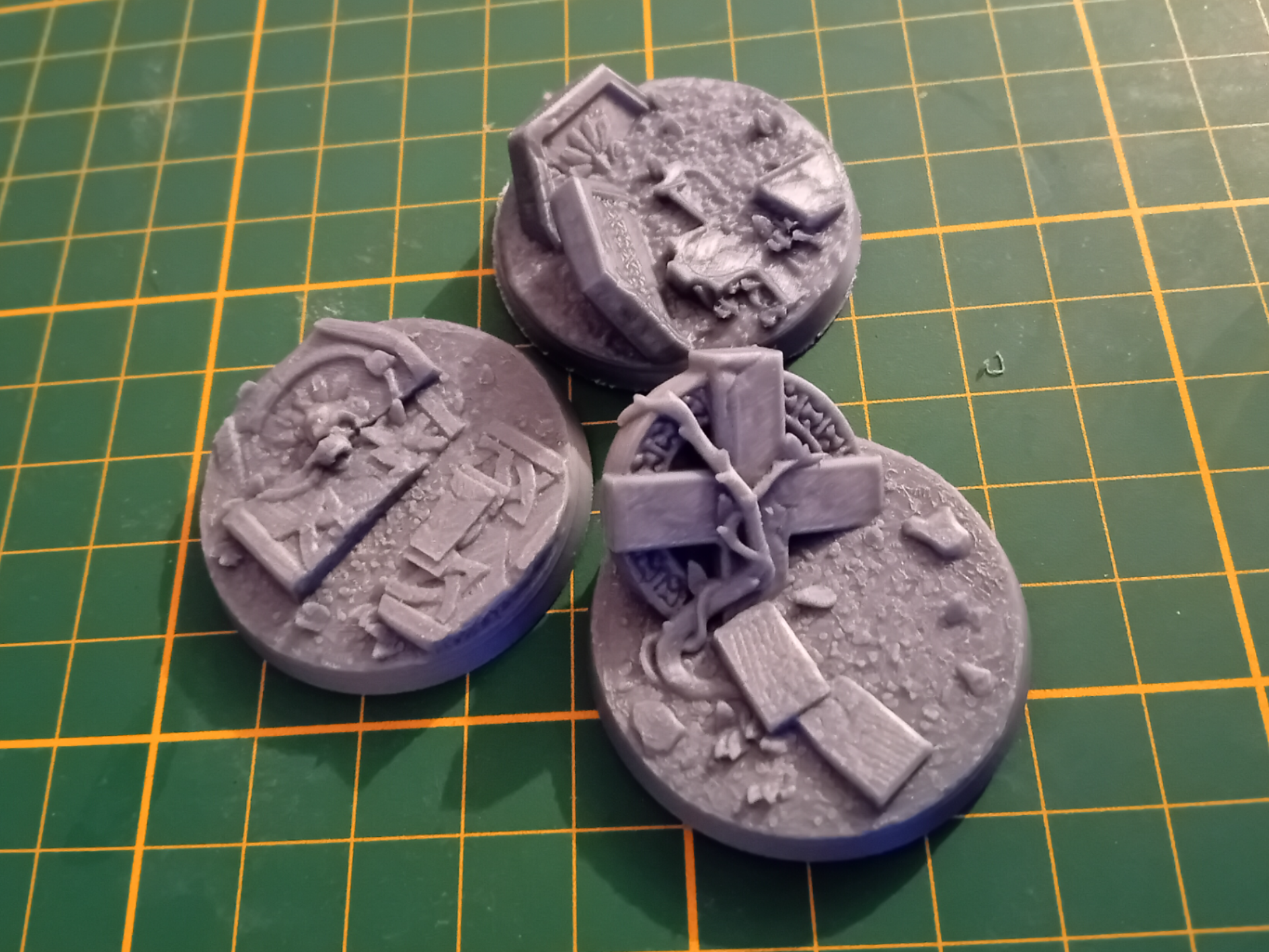 Graveyard bases round 40mm
