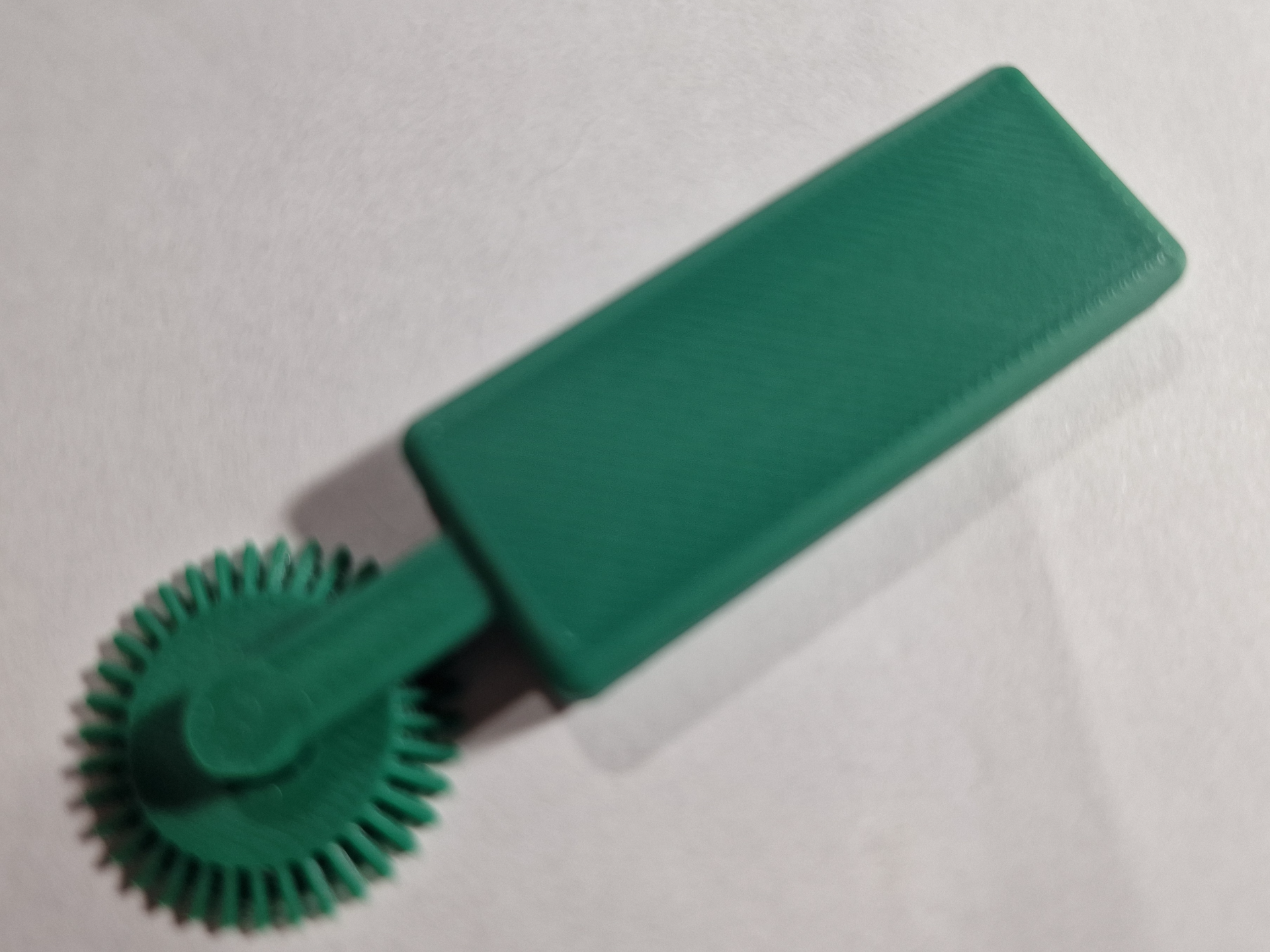 Perforation tool for cardboard