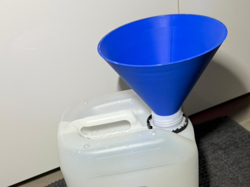 Funnel for Fauna Marin Balling Light 5l Canister
