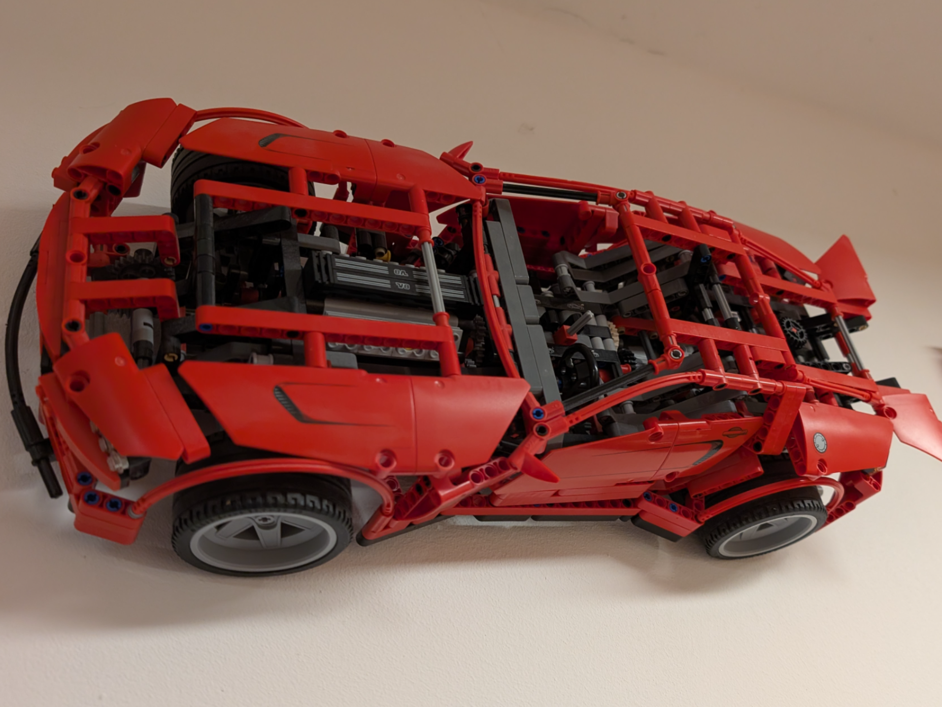 Wandhalter Rotes Super Car 8070