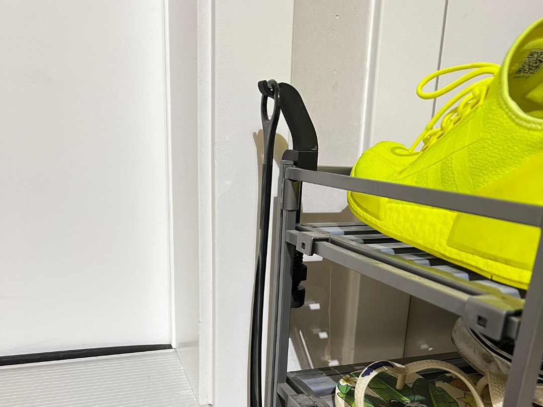 Shoe horns hook for shoes rack (Seville rack)