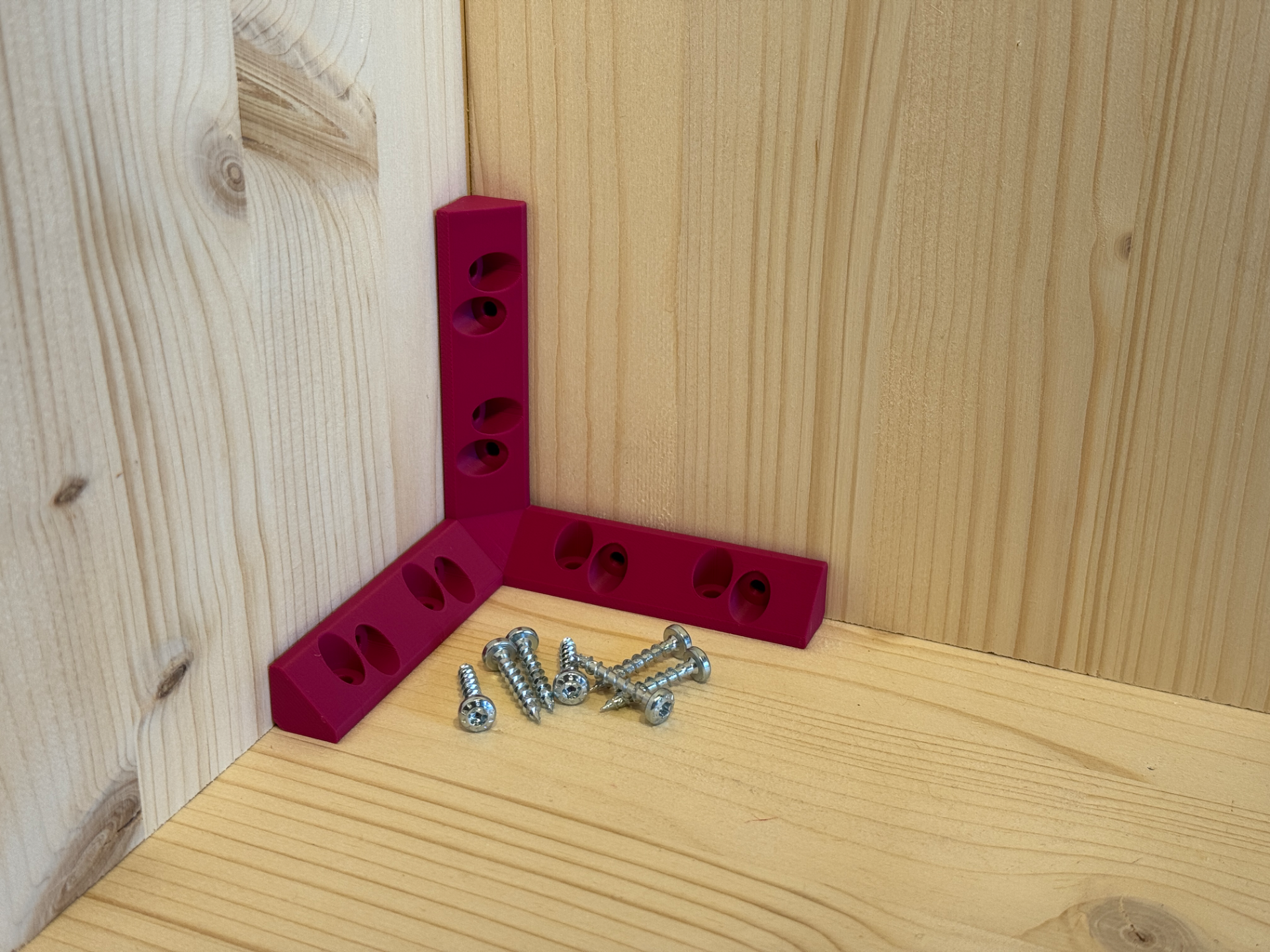 3D corner bracket for furniture and cabinets
