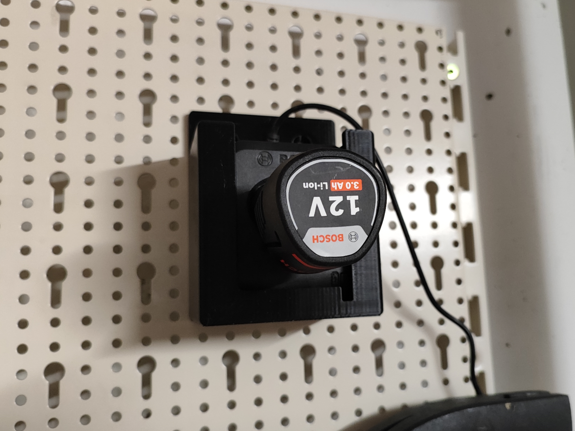 Tegometall Bosch 12V Charger mount