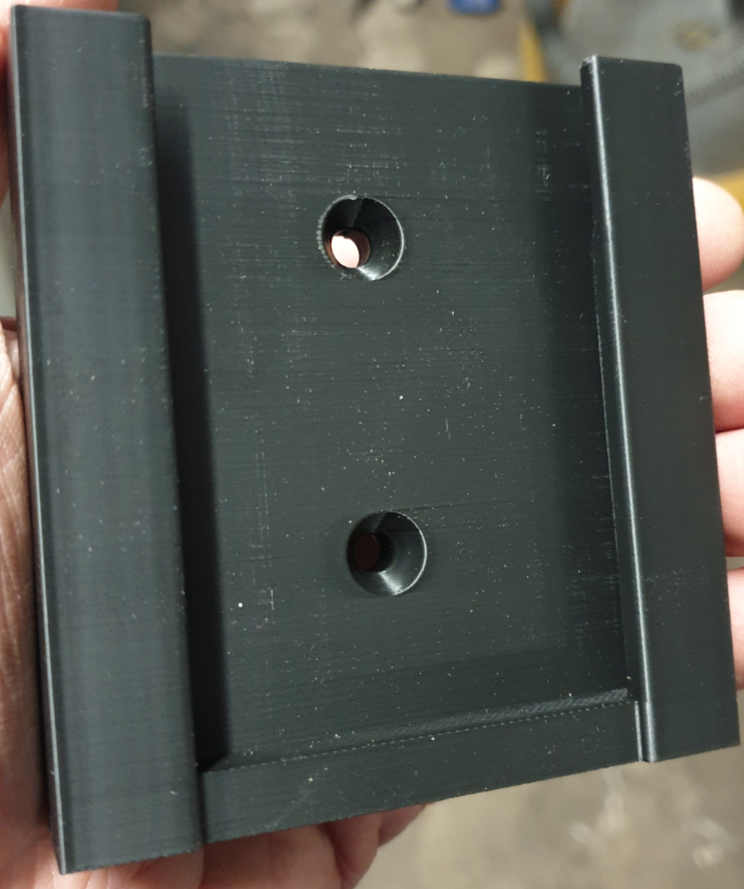 Bosch pro 36V Battery Holder - Wall Mount