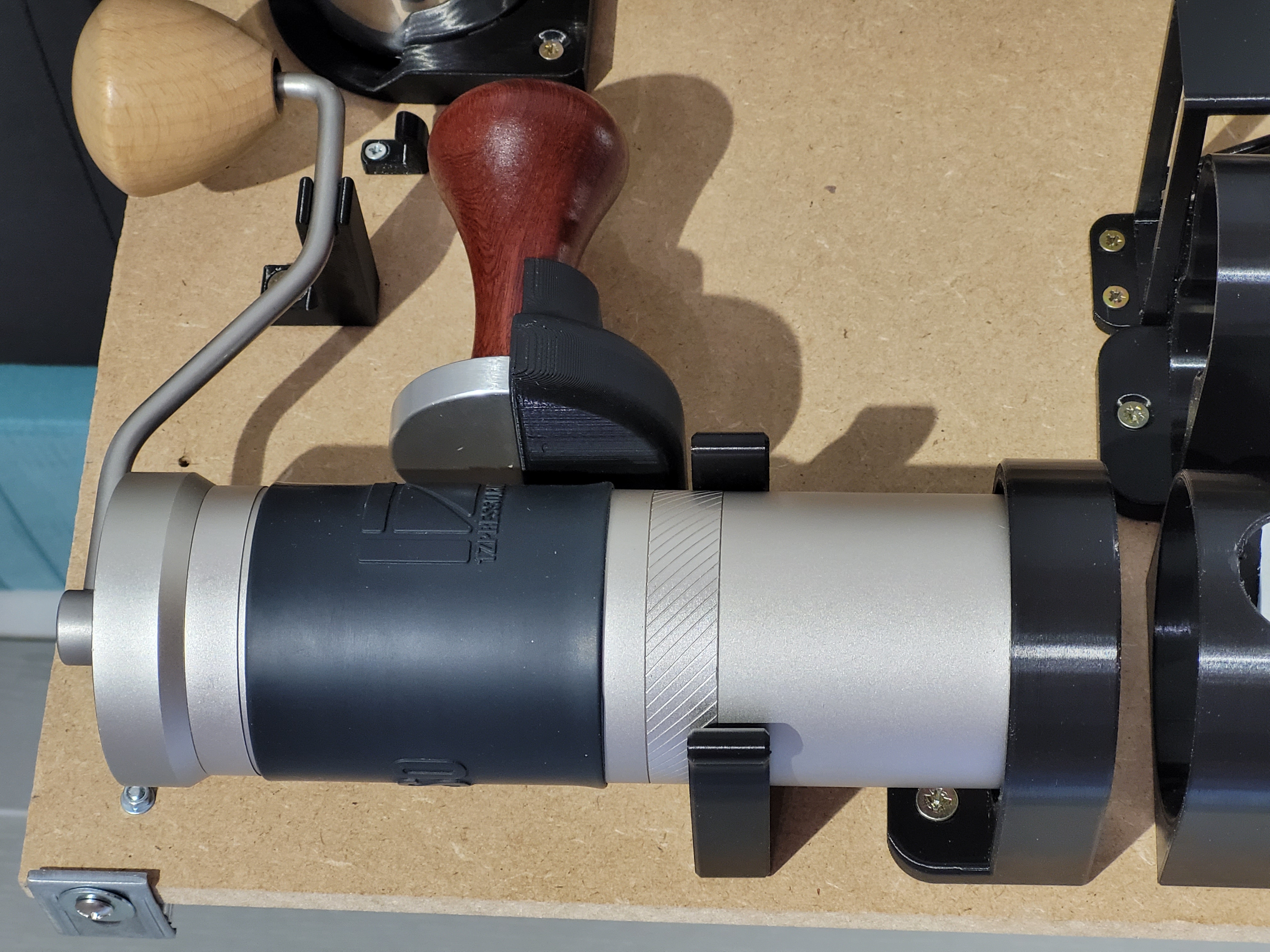 Wall mount for 1zpresso JX-Pro coffee grinder