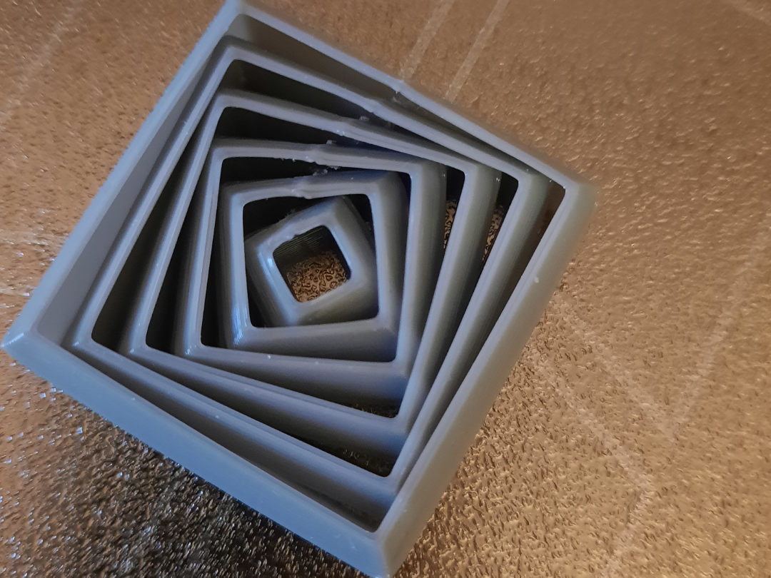 Drehbares Quadrat Fidget