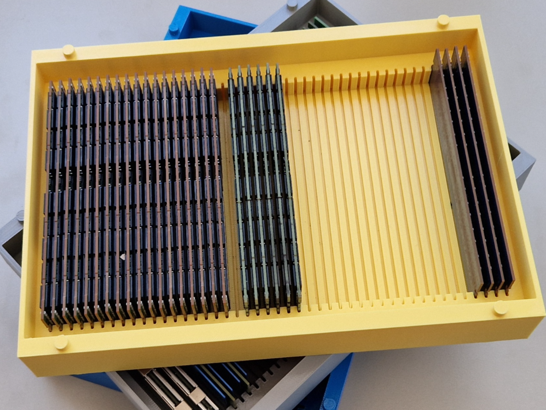 DIMM memory stackable holder