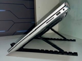 Support ordinateur/tablette pliable