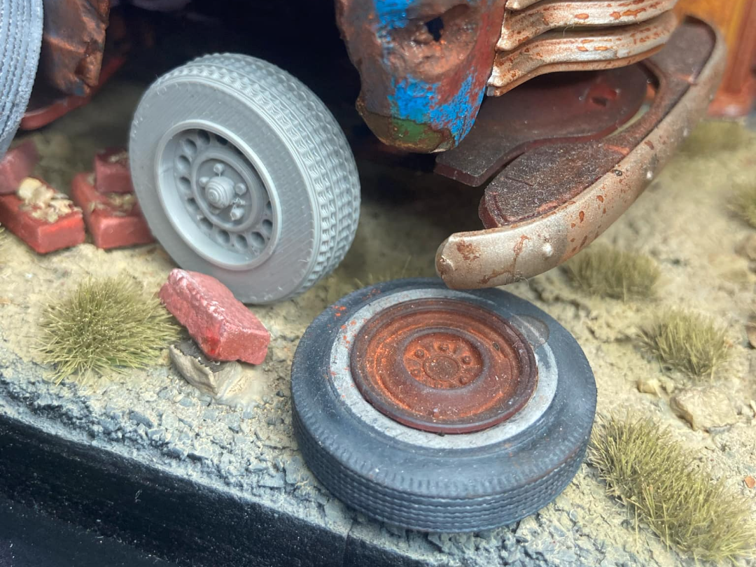 Wheel for pick up (diameter 28mm), scale 1:24