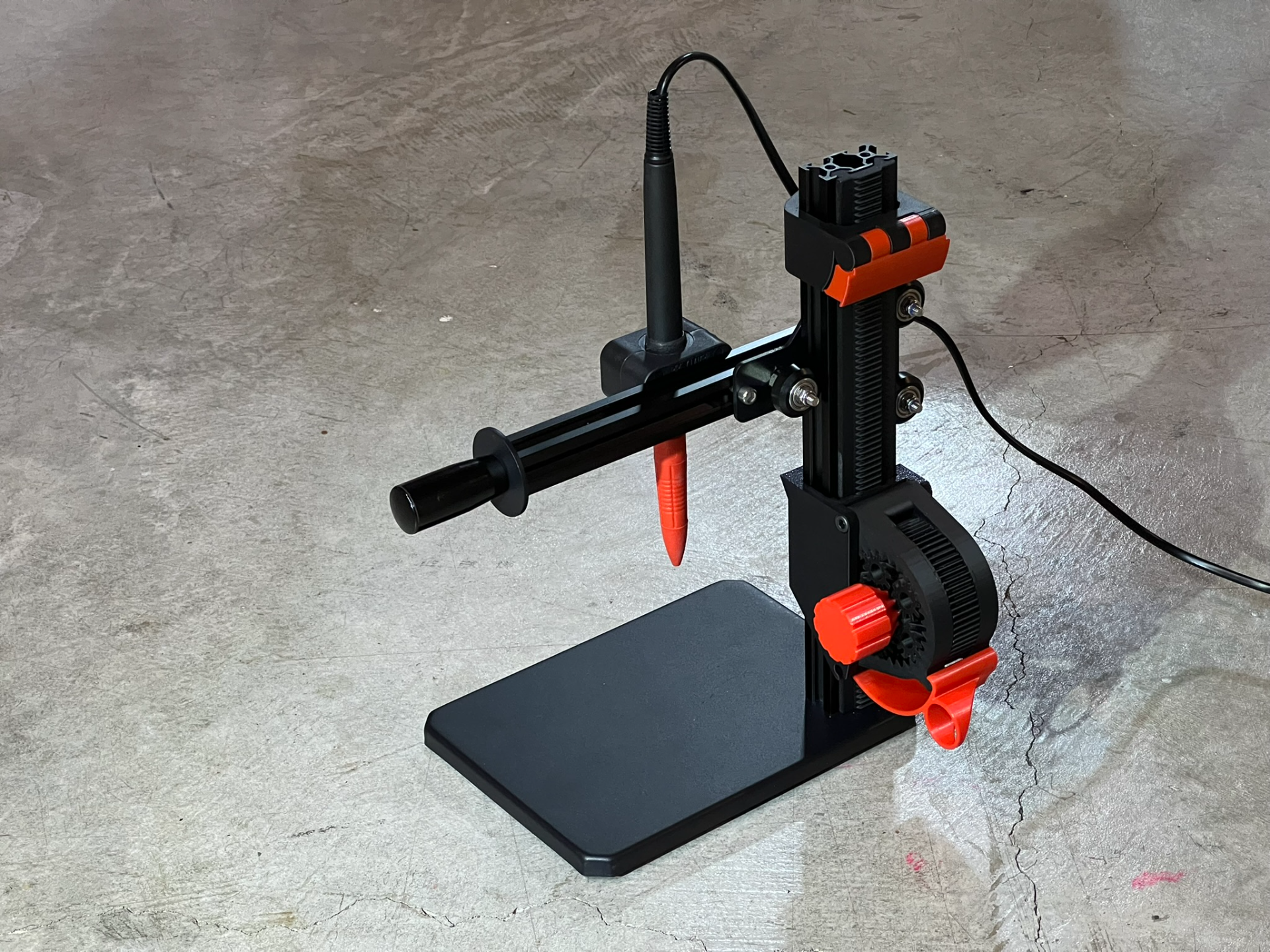 Heat Set Press Fine Adjustment Device