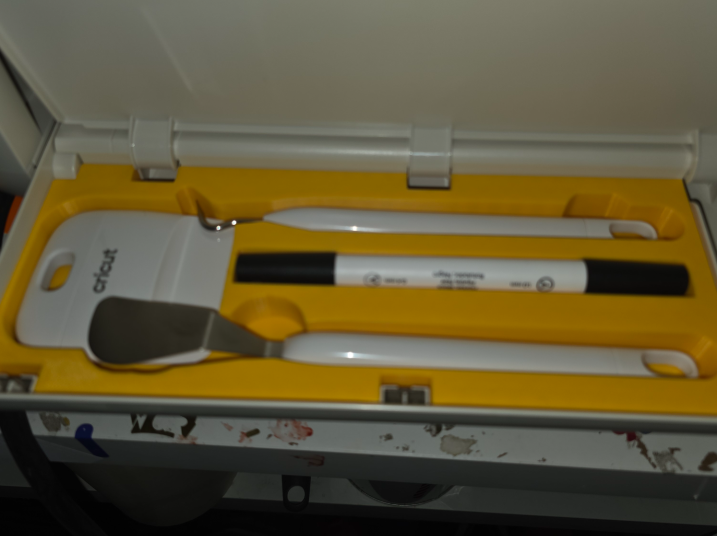 cricut explore 5 tool tray tools