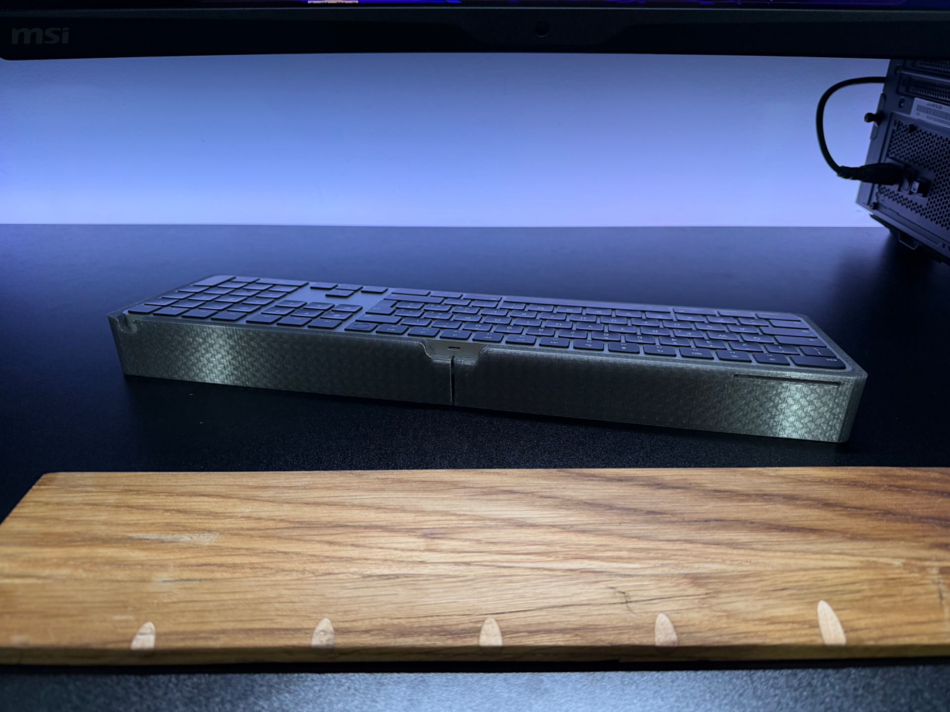 Riser apple magic keyboard full-size with Touch ID
