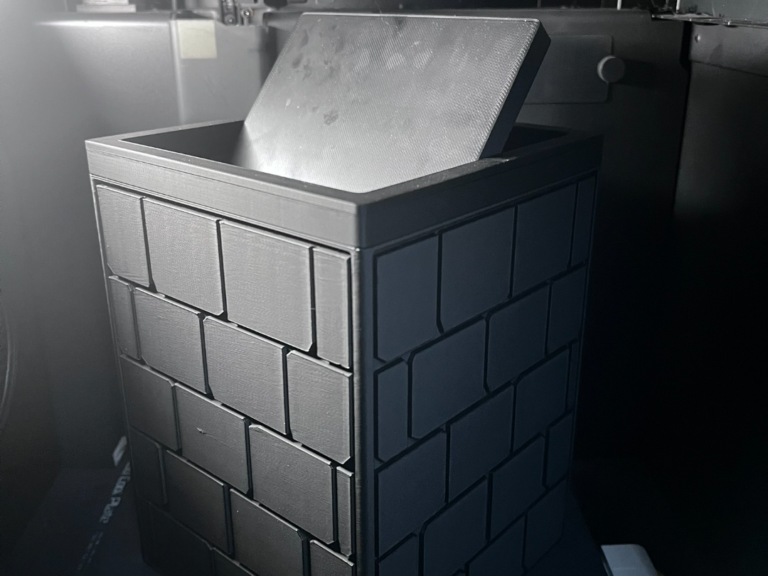 Desk bin