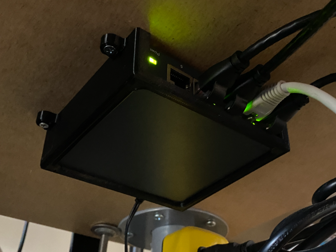 TP-Link SG105 5-Port Gigabit Switch Wall Mount