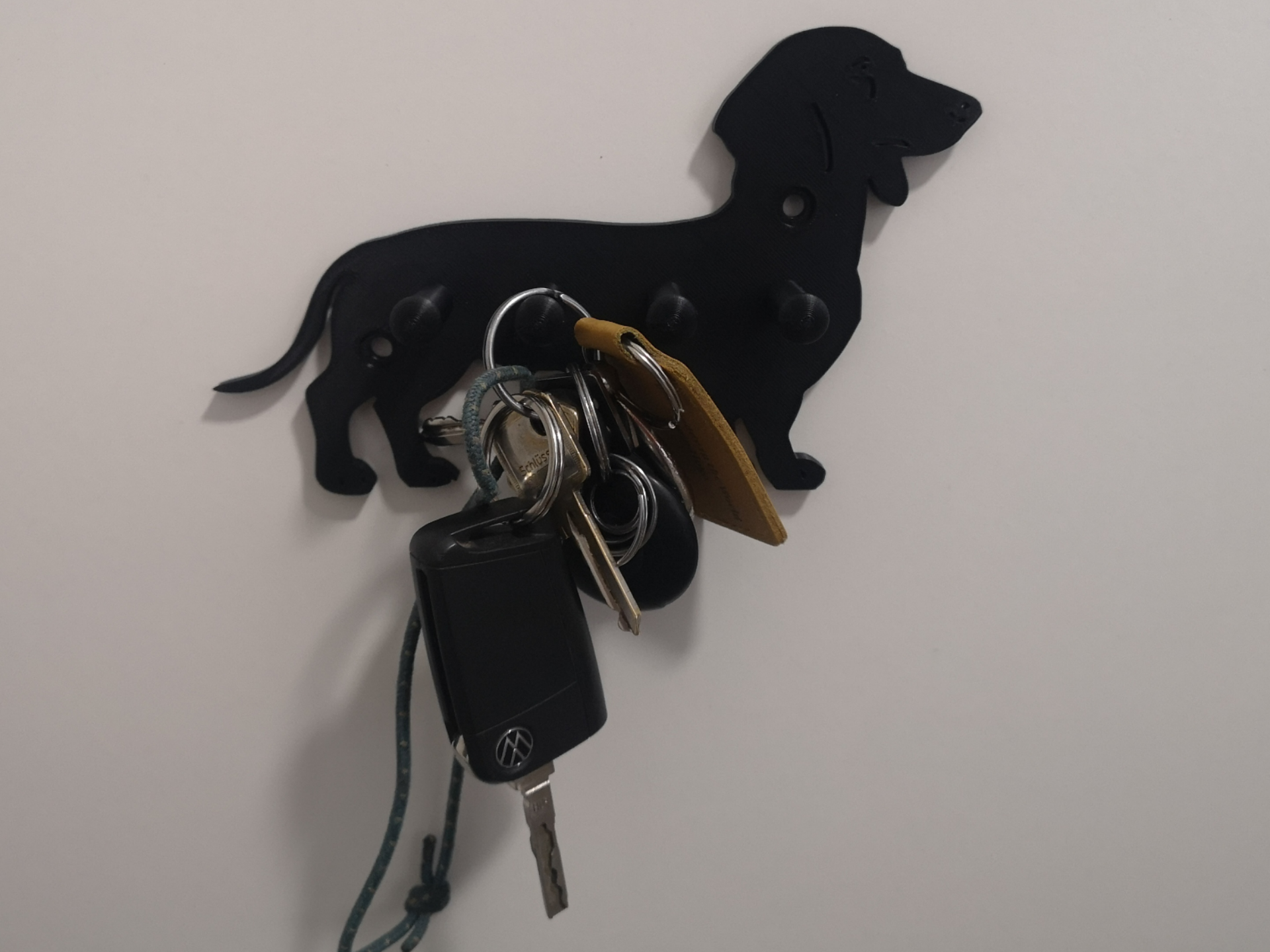 Wiener dog key hanger