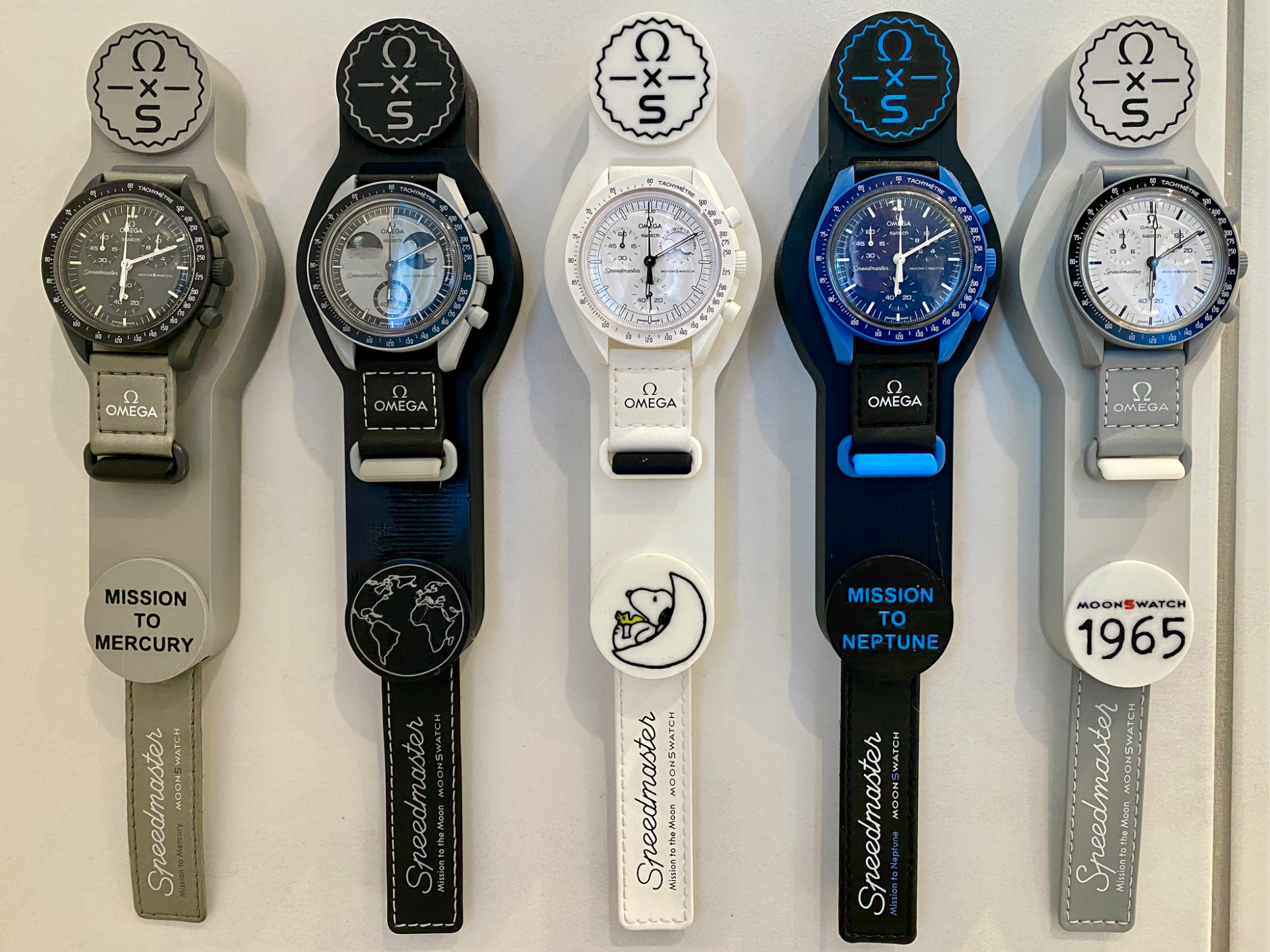 Swatch x Omega Mission to the Moon Wandhalter