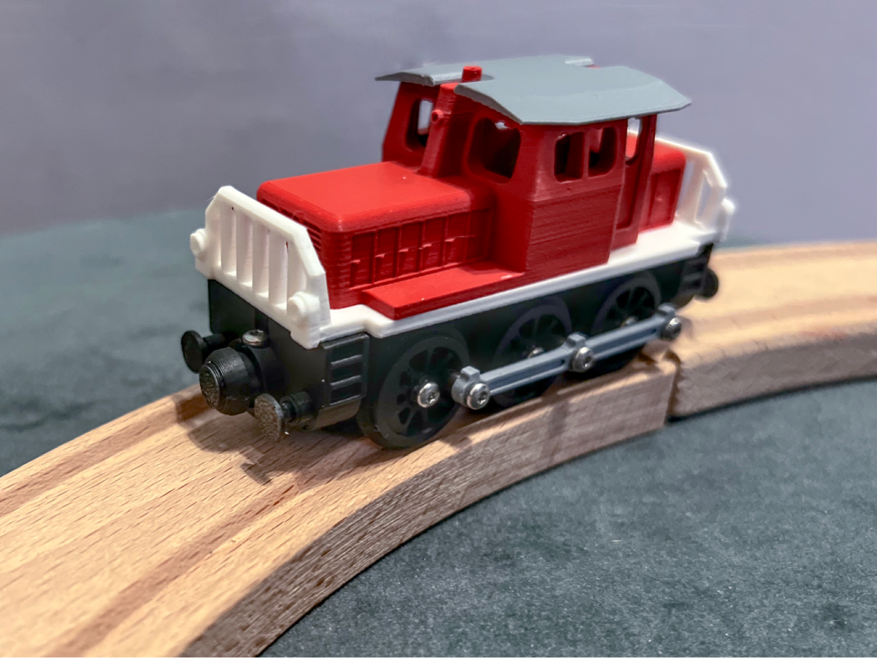 DB BR365 diesel locomotive compatible IKEA, BRIO