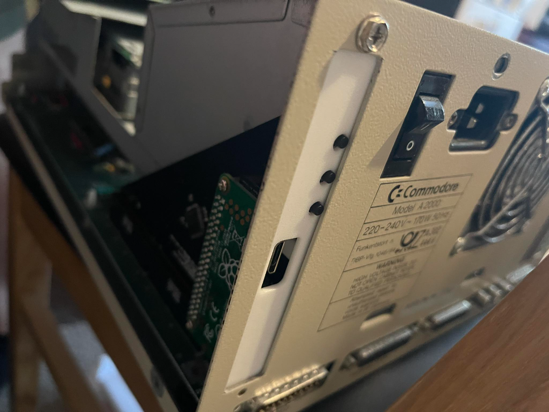 Amiga 2000 LinuxJedi RGB2HDMI v2.1 Bracket
