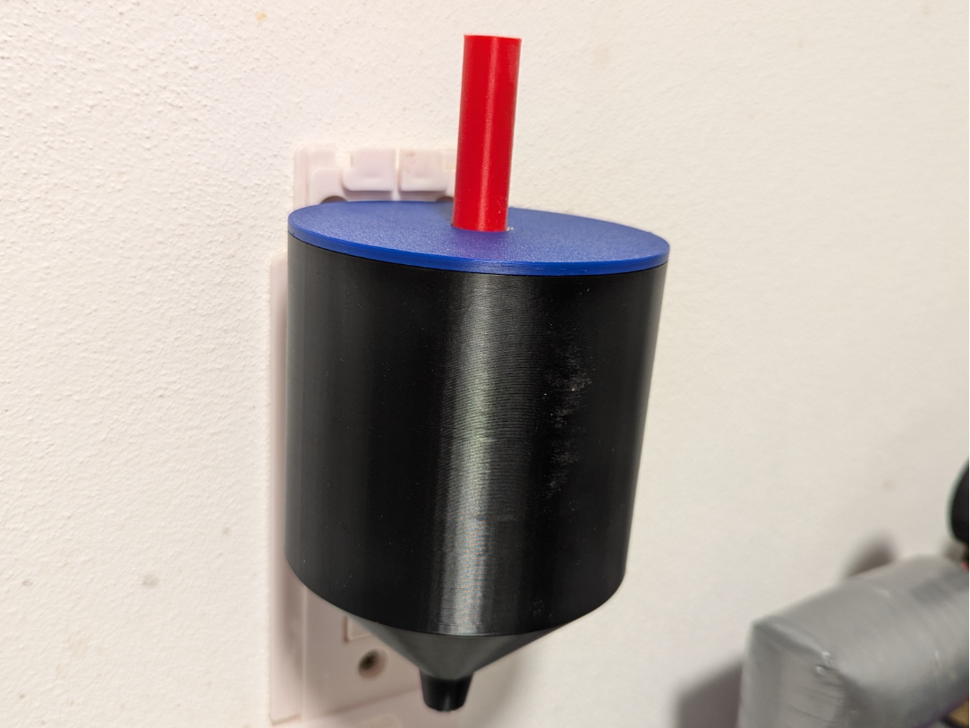 Seifenspender / Soap dispensor