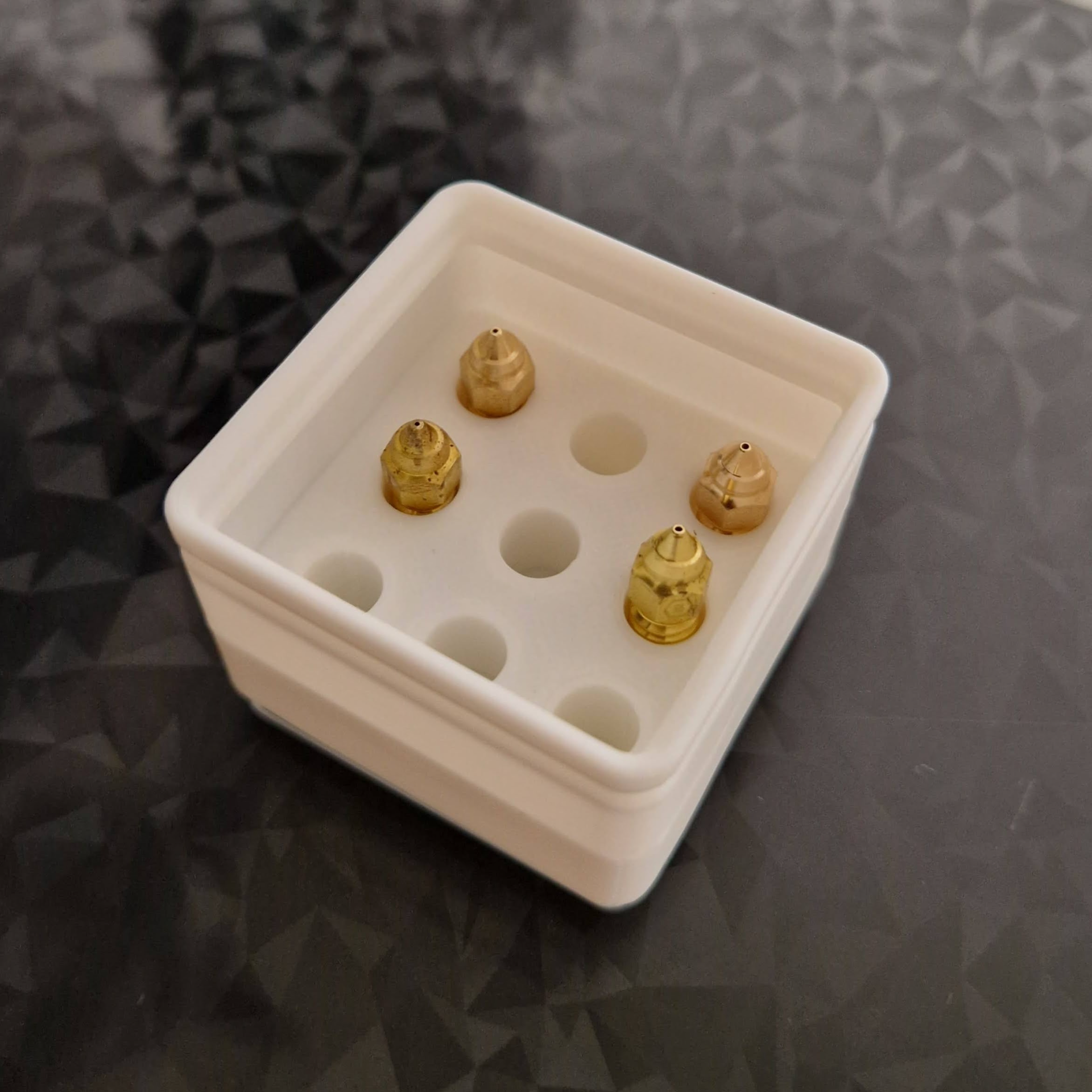 Gridfinity bin for Elegoo Neptune 4 nozzles