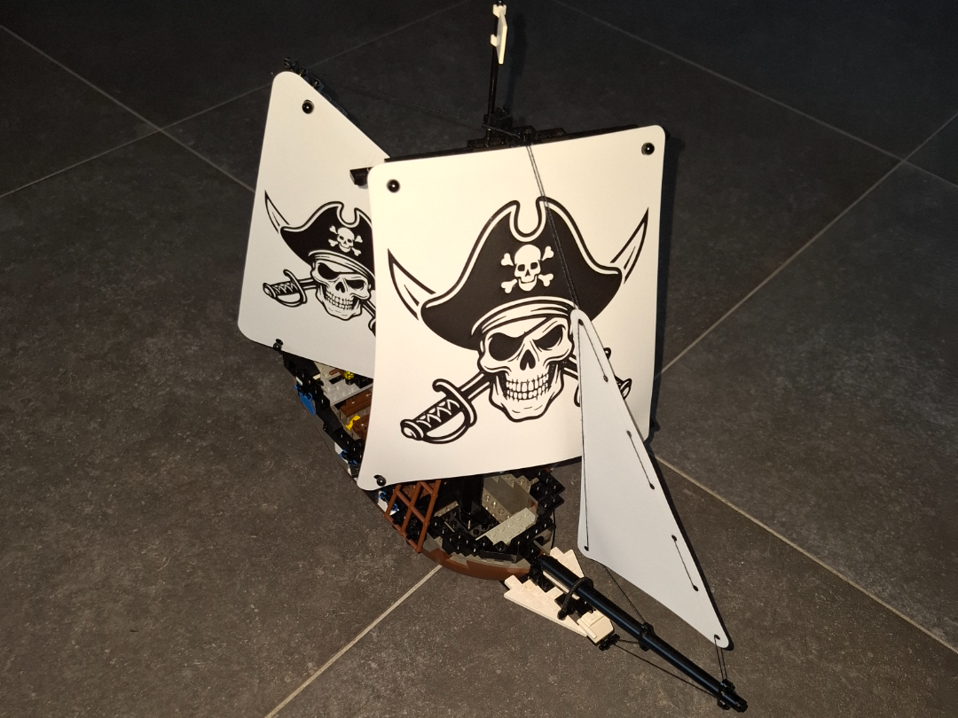 L.ego 6271-1 from Imperial Flagship to Pirate ship