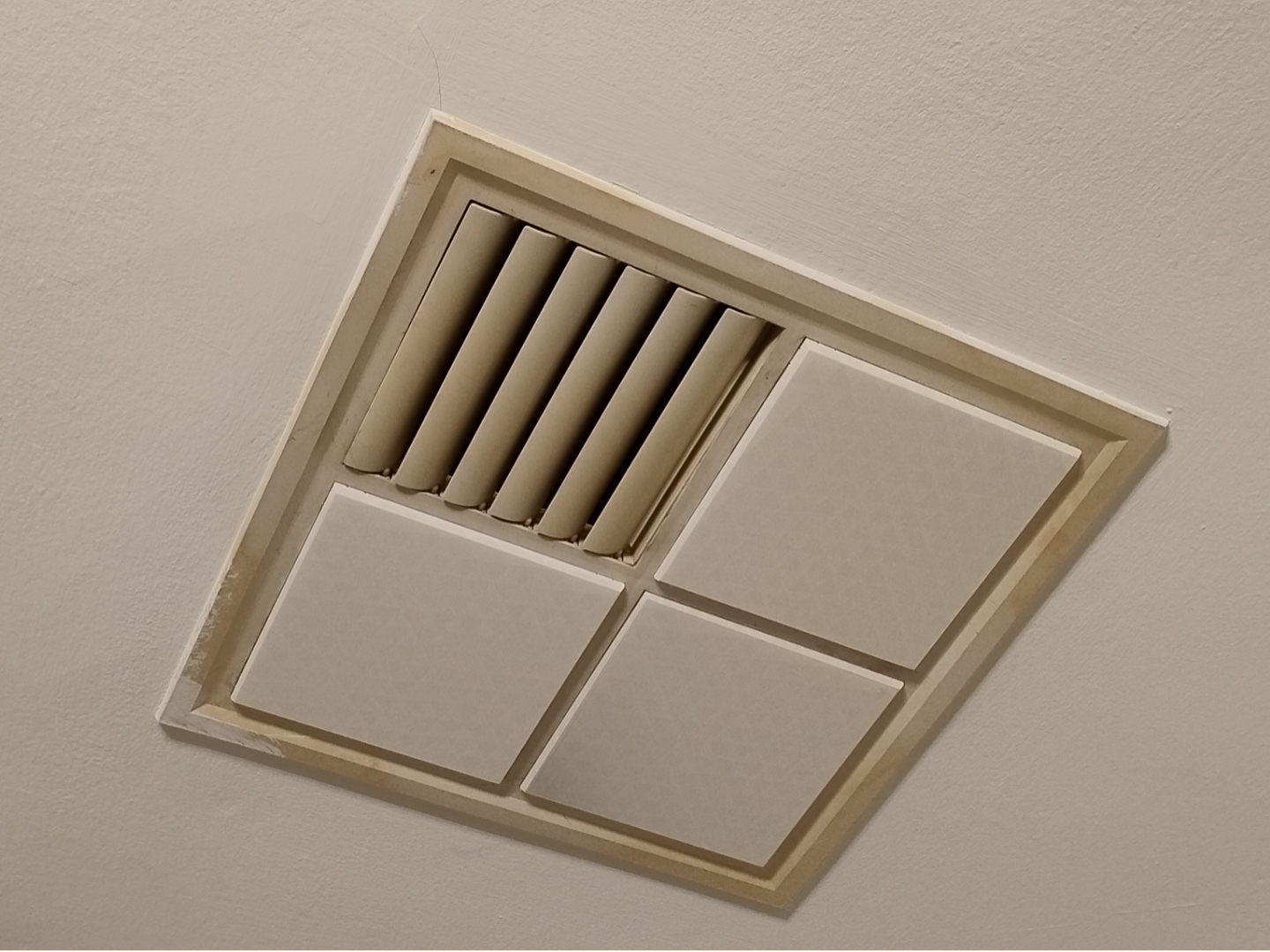 AC Vent Cover 185mm