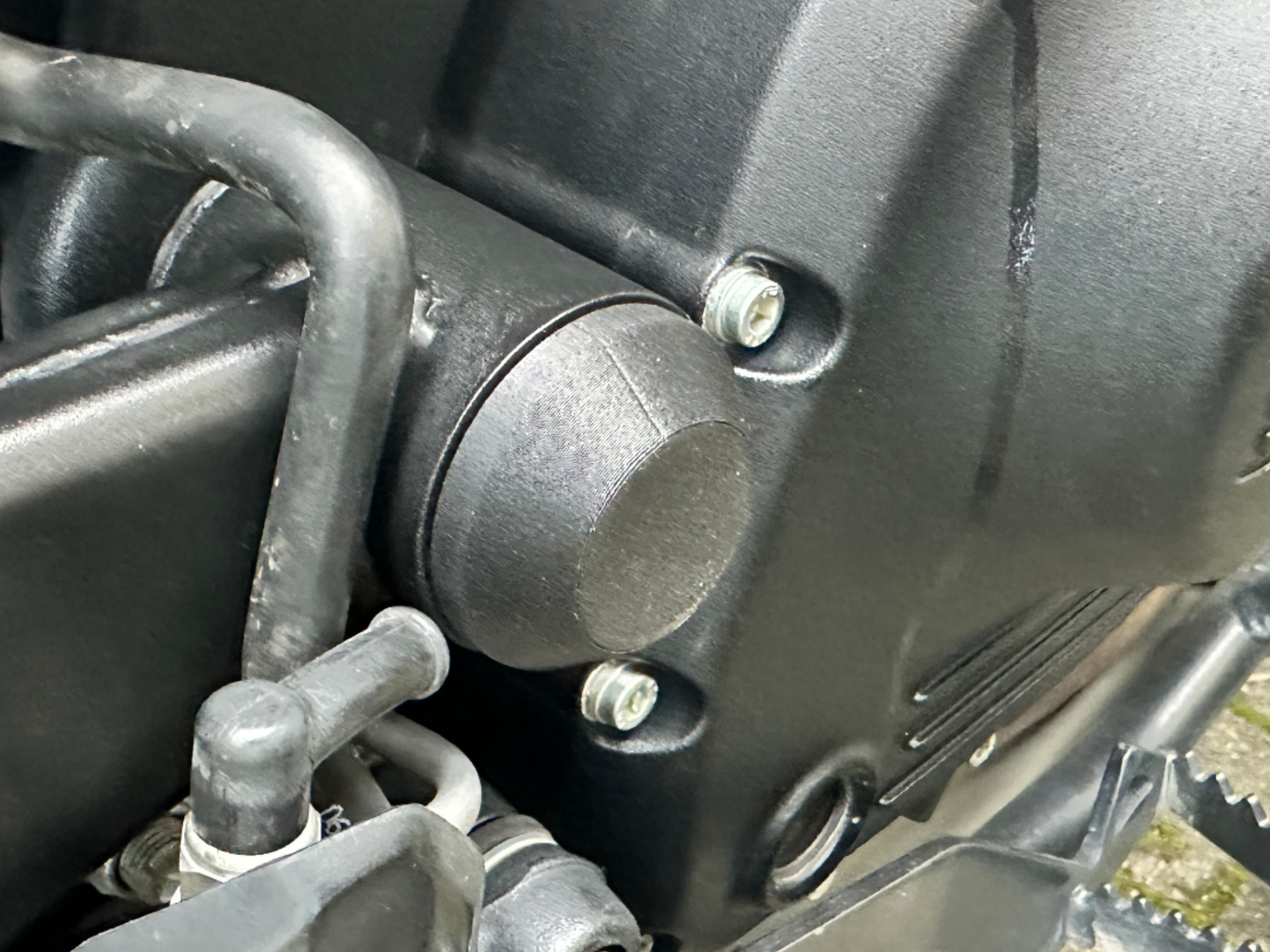 Royal Enfield Swingarm Bolt Cover - RAR00233