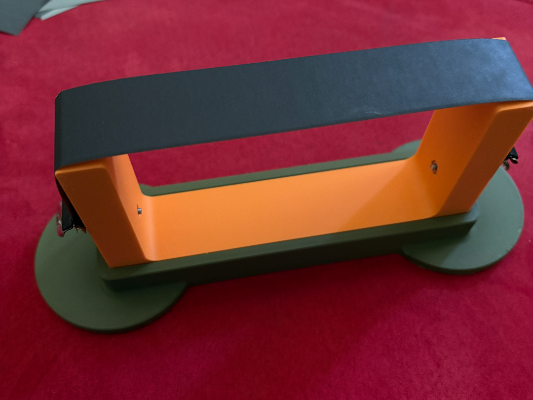Suspended knife-sharpner (with clampy clips)