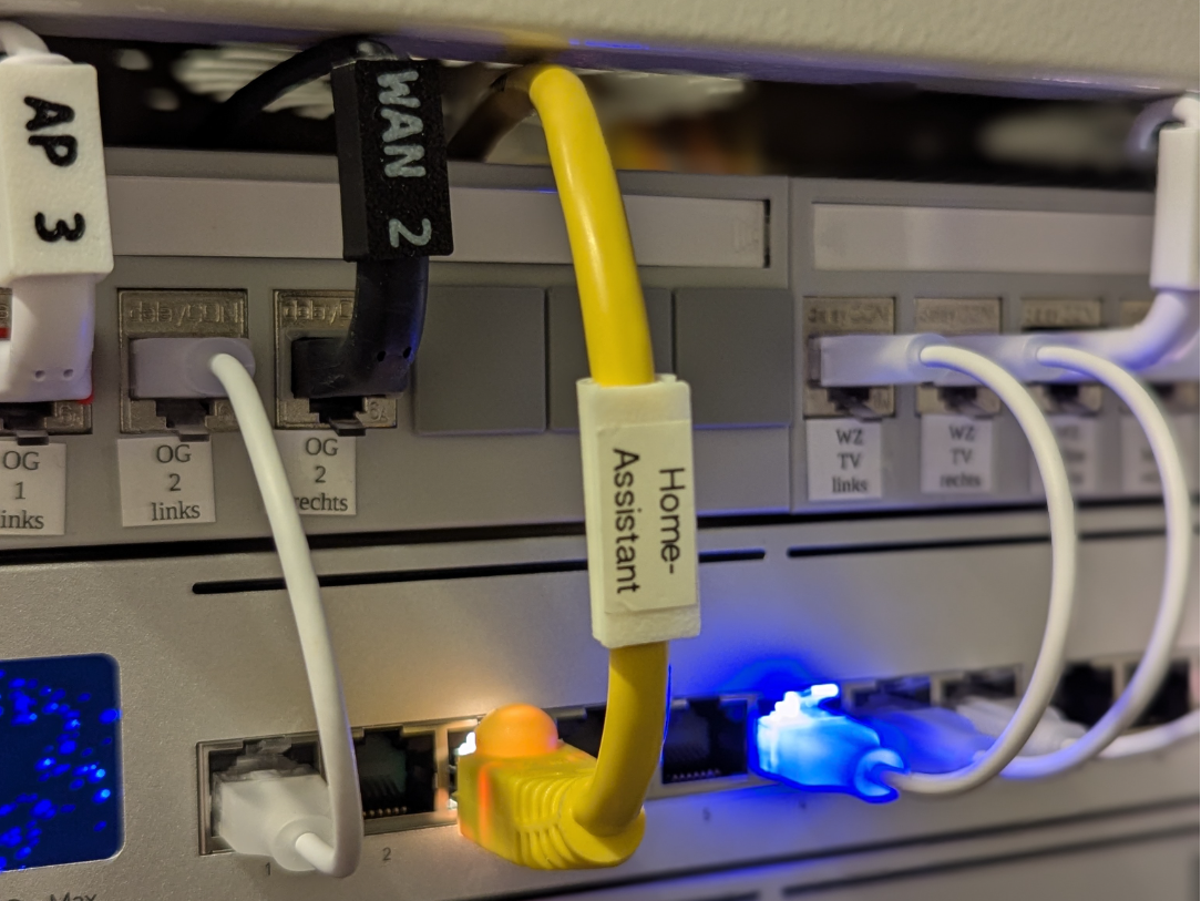 Snap-On Network Cable Label (2-Part Design)