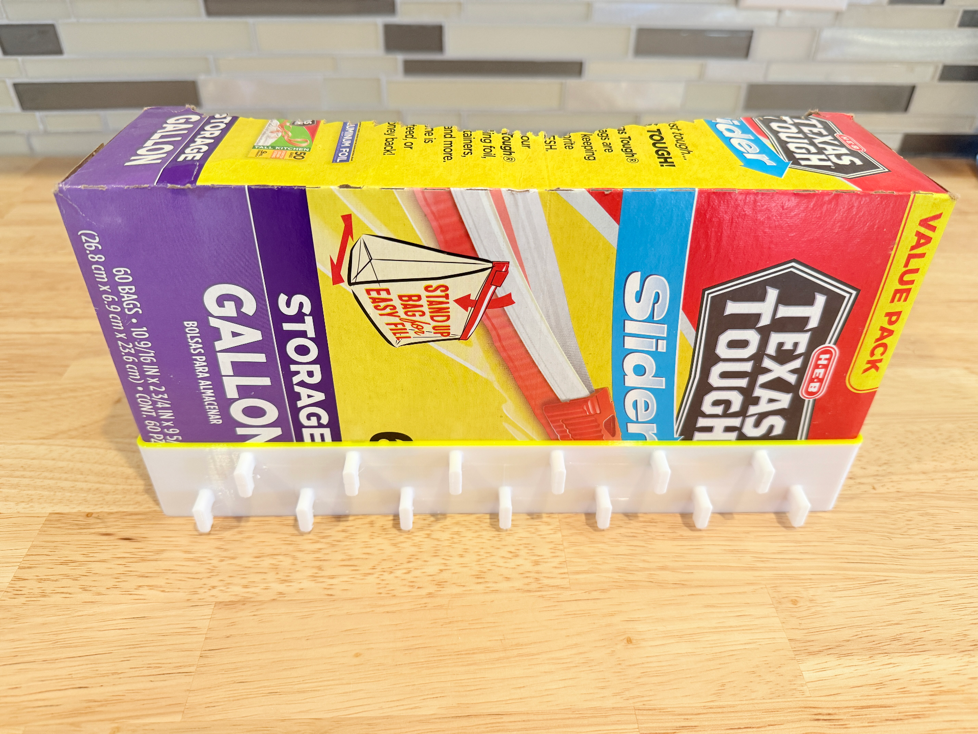 Gallon and Sandwich Ziplock Bag Box Skadis