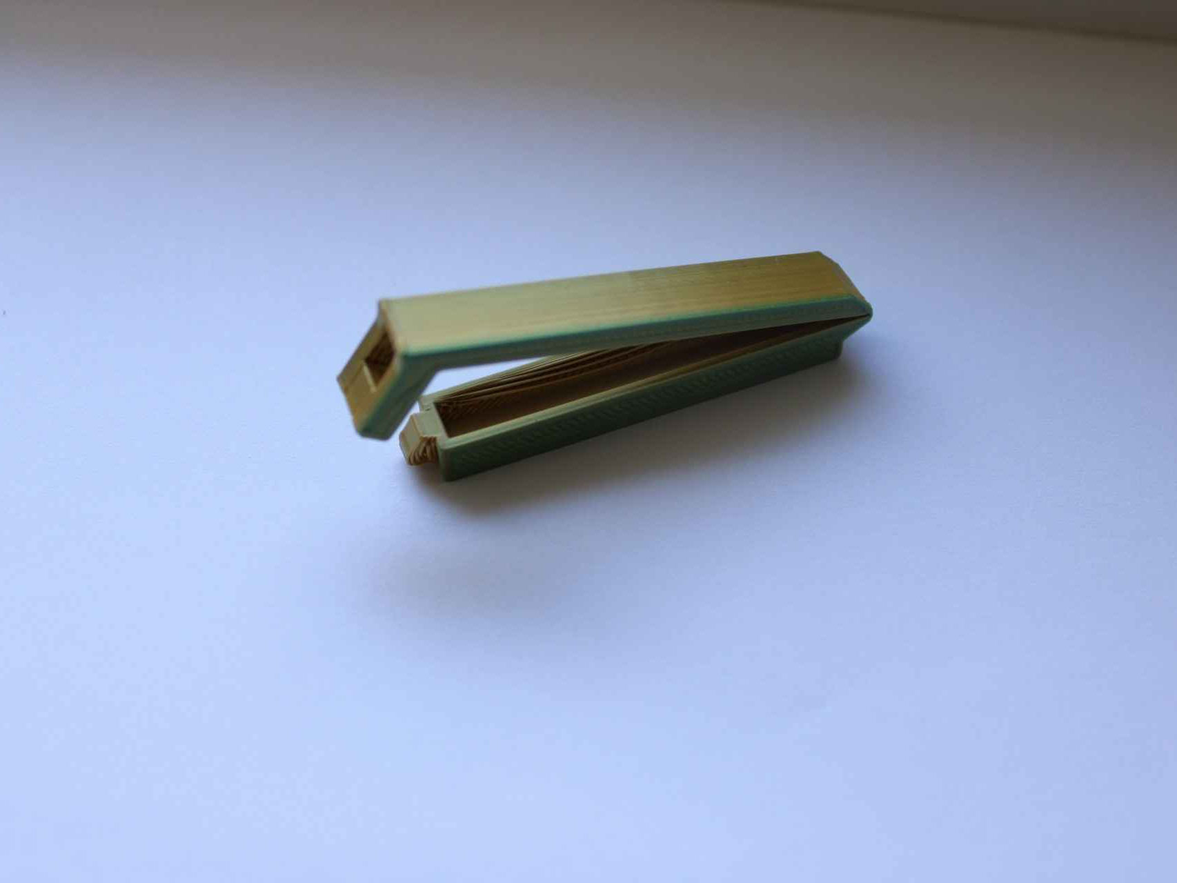 The Bag Clip