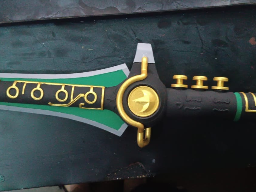 Dragon dagger