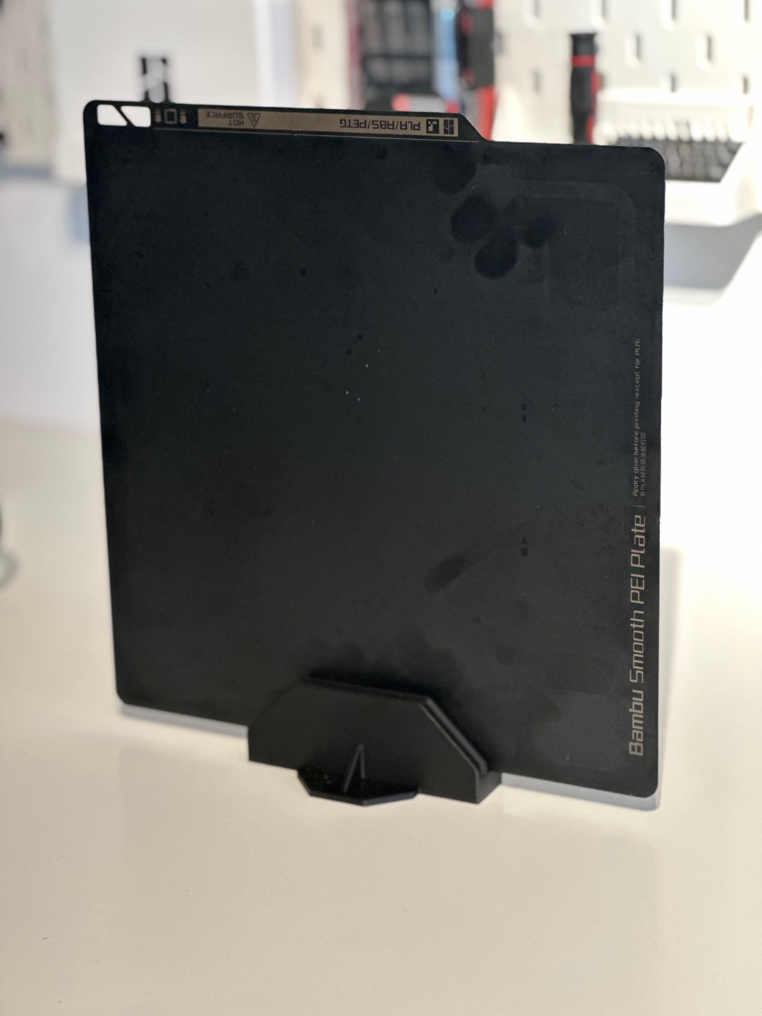 Build plate holder for 2 build plates