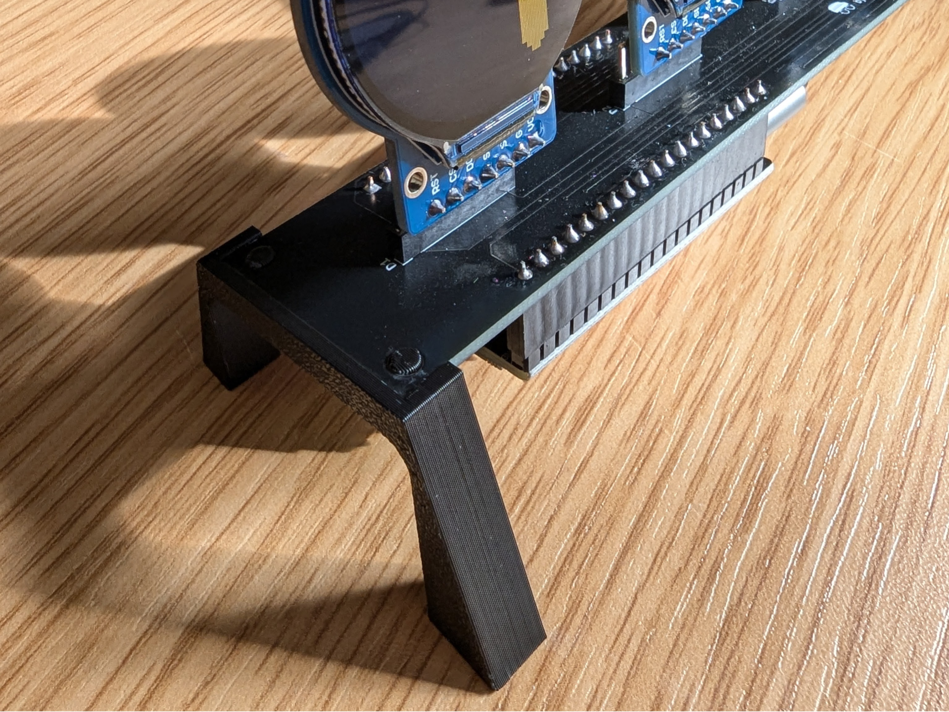 Info Orbs - Simple angled stand
