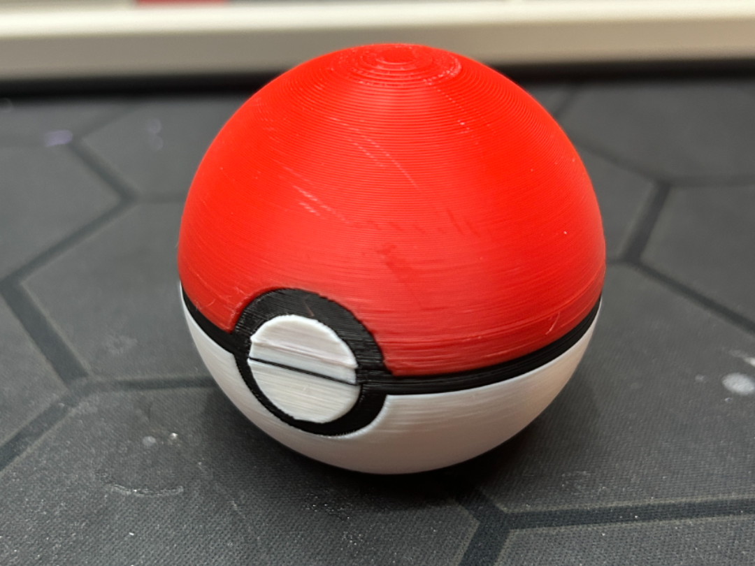 (old) Threaded Pokéball - 2" Capsule Toy Vending