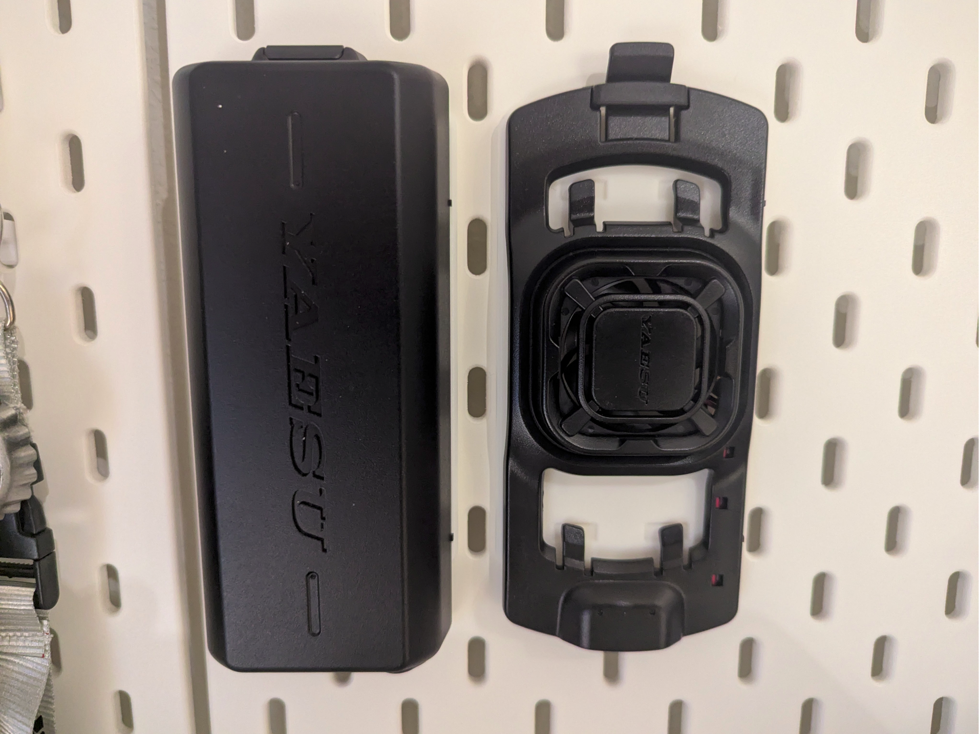 Holder for Yaesu FTX-1 Accesories for Skadis