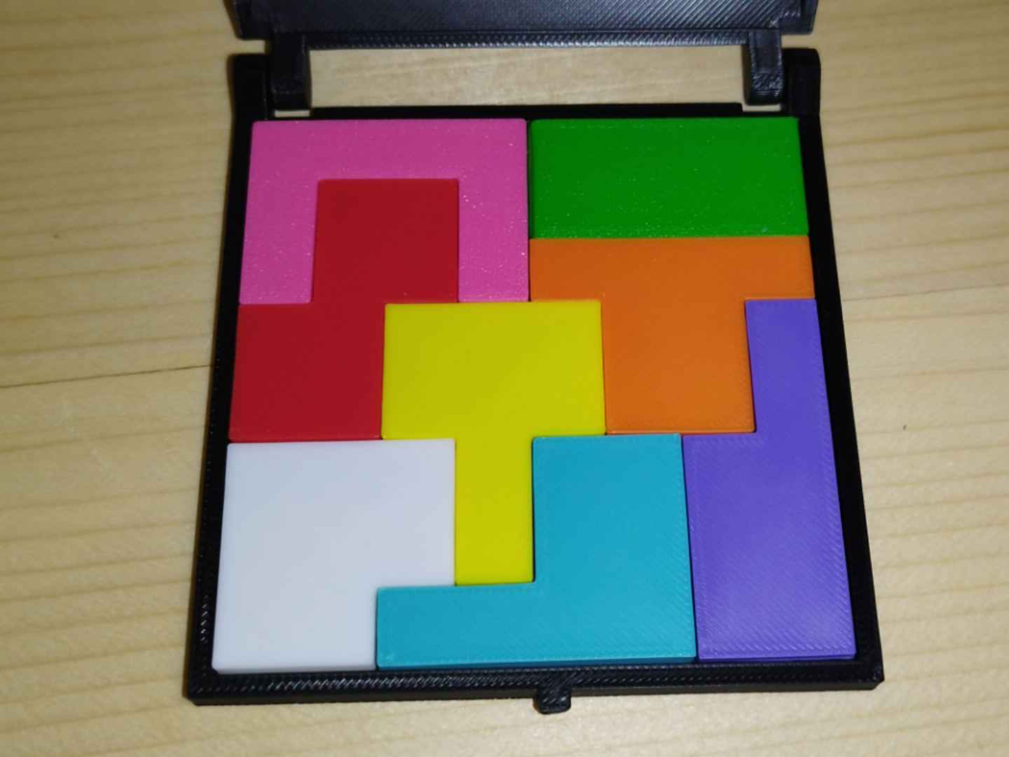 Iq Puzzle Block
