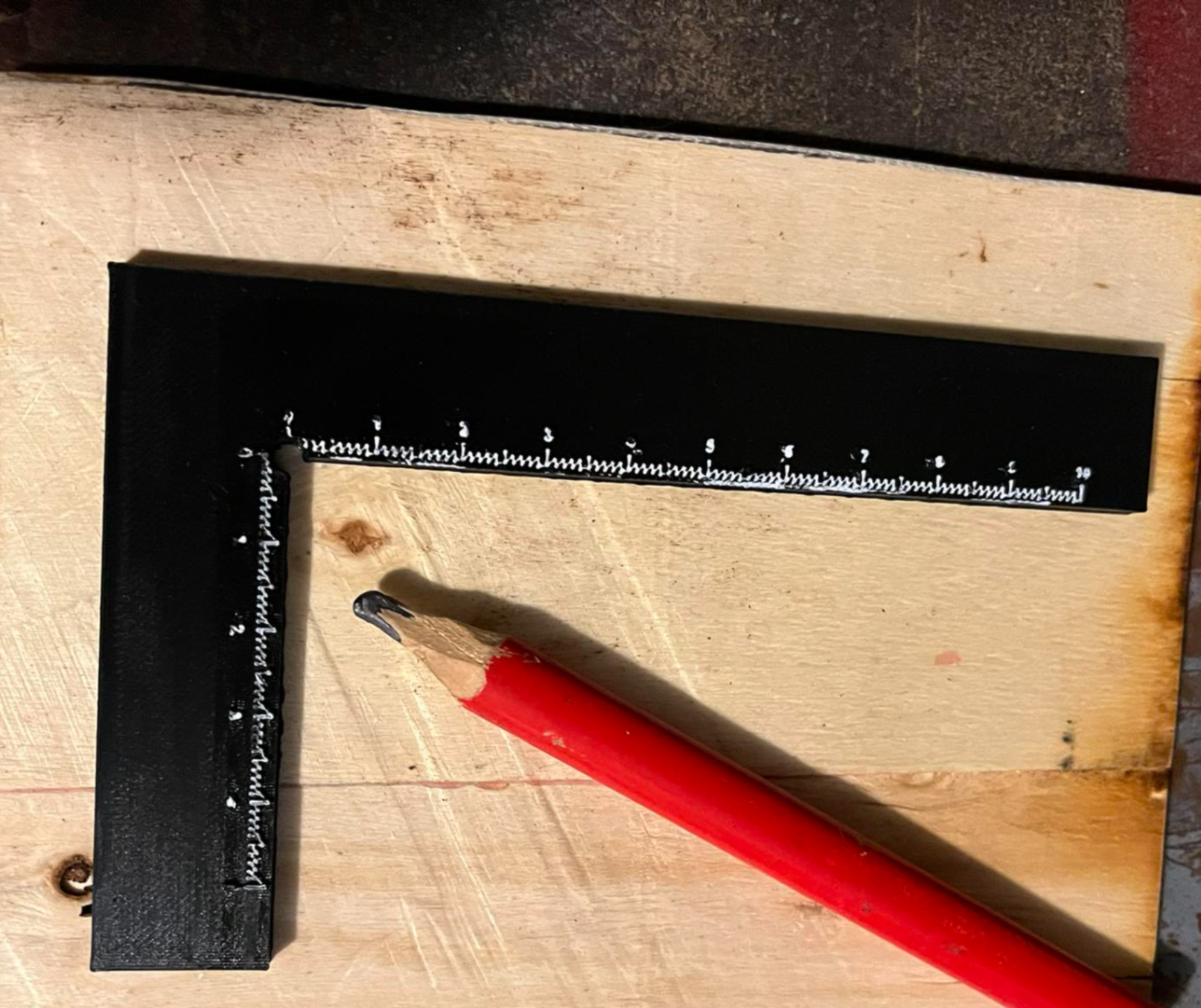 Protractor, L, ruler, yardstick, angle