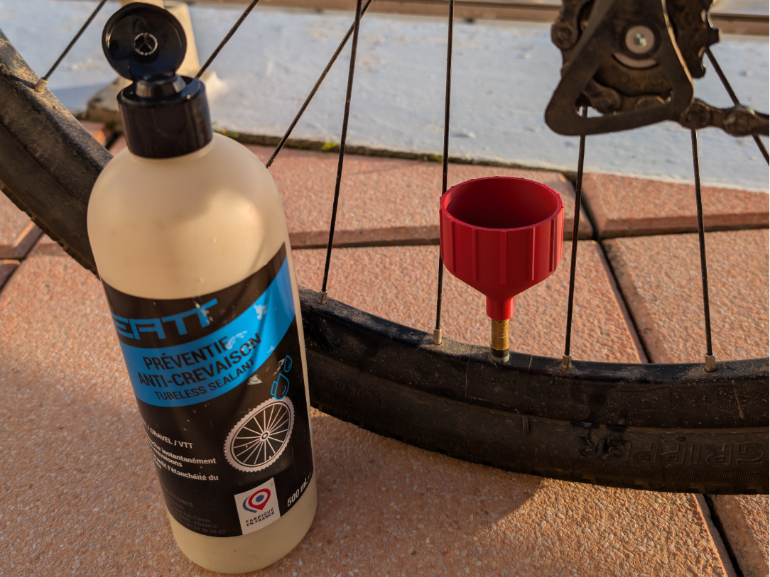 Entonnoir pour préventif pneus tubeless SCHRADER