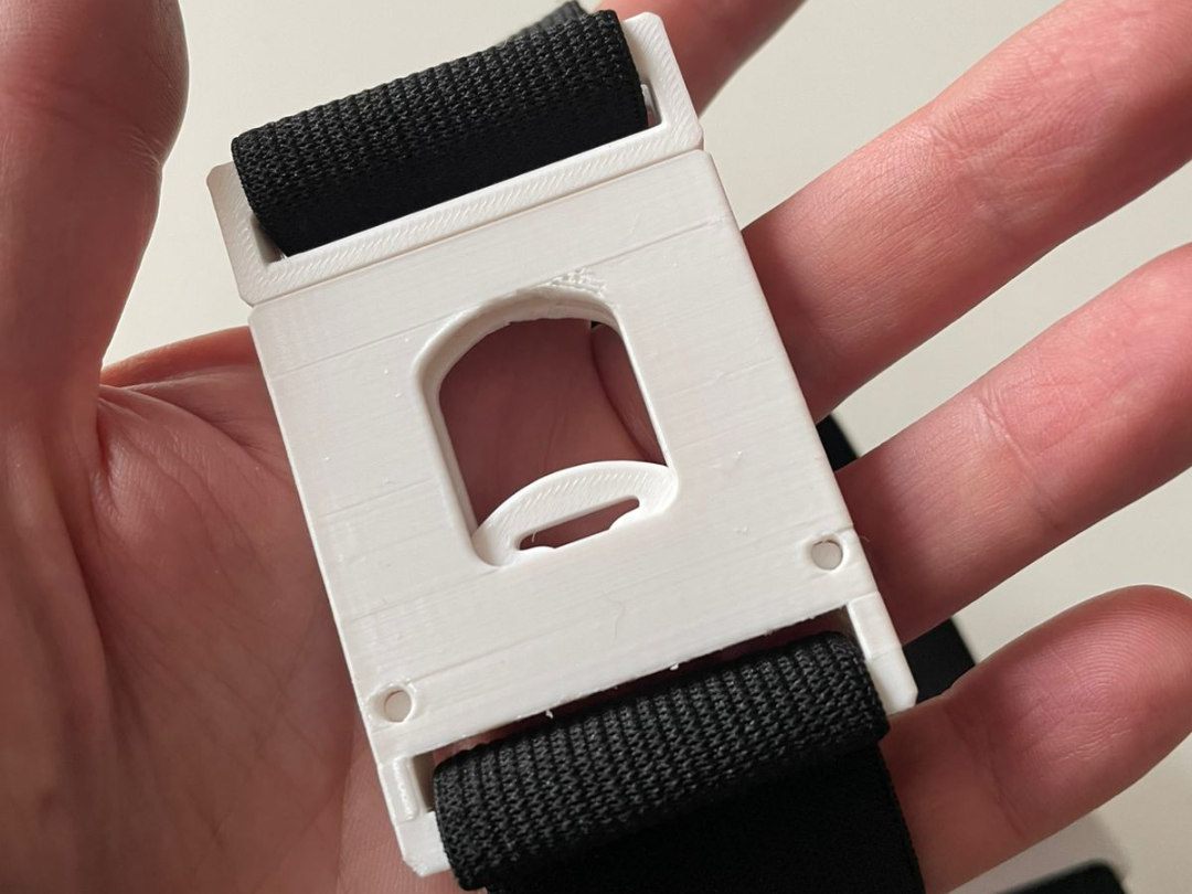 Auto-Locking Clasp for Action Camera Chest Mount