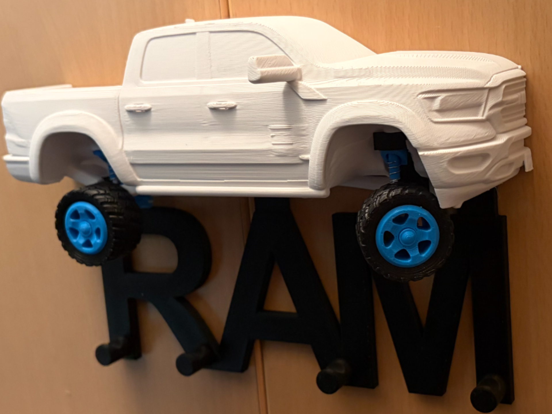 Dodge Ram 1500 gen5 Hoch+Breit  Schlüsselhalter
