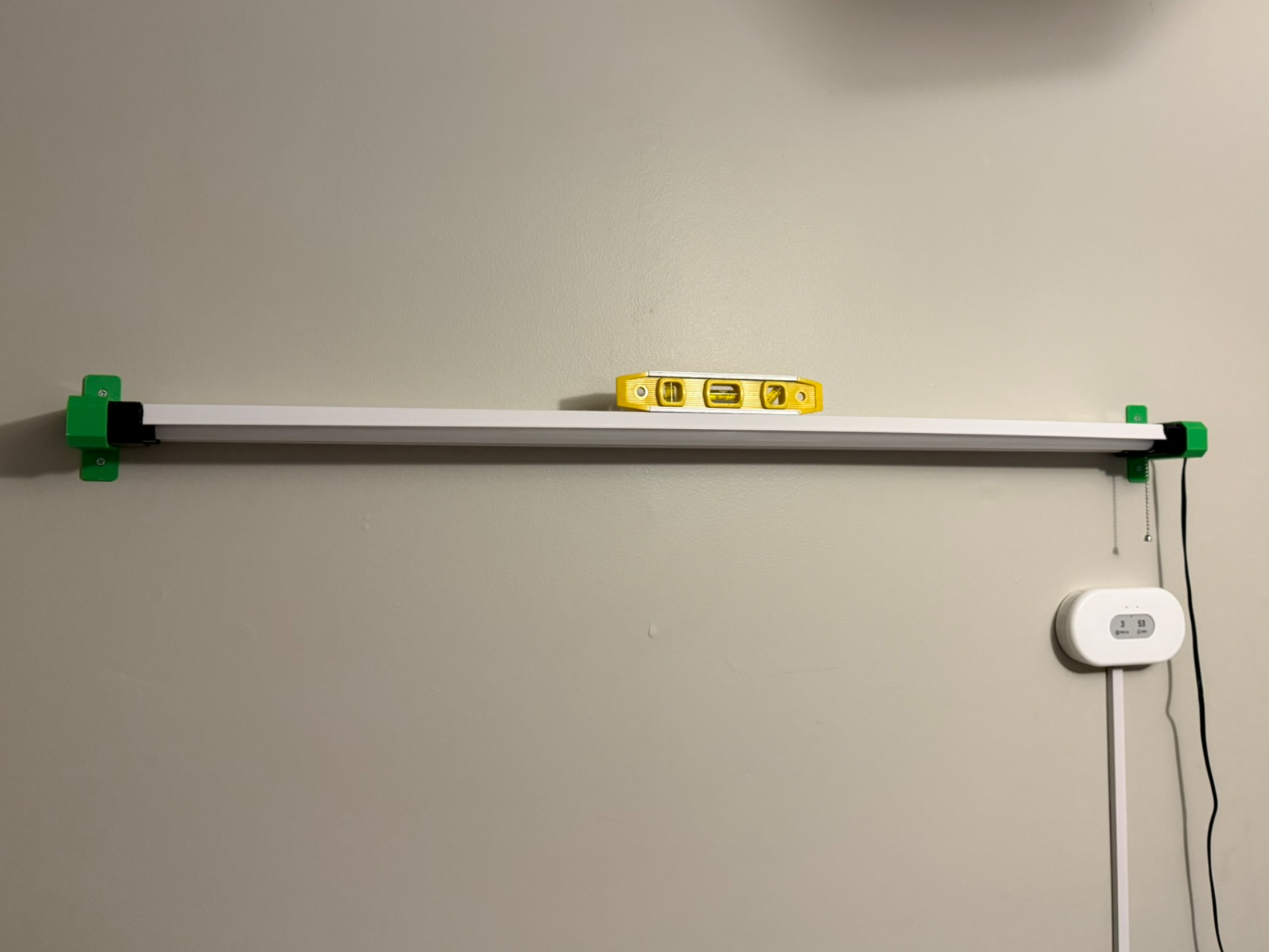 Shop light wall mount (generic amazon brand)