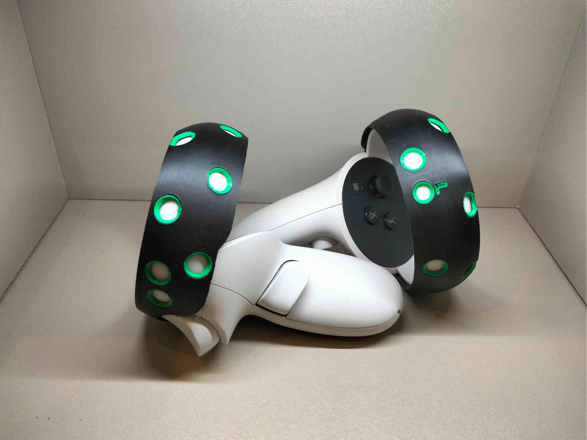 PLA Oculus quest 2 colored controller guards