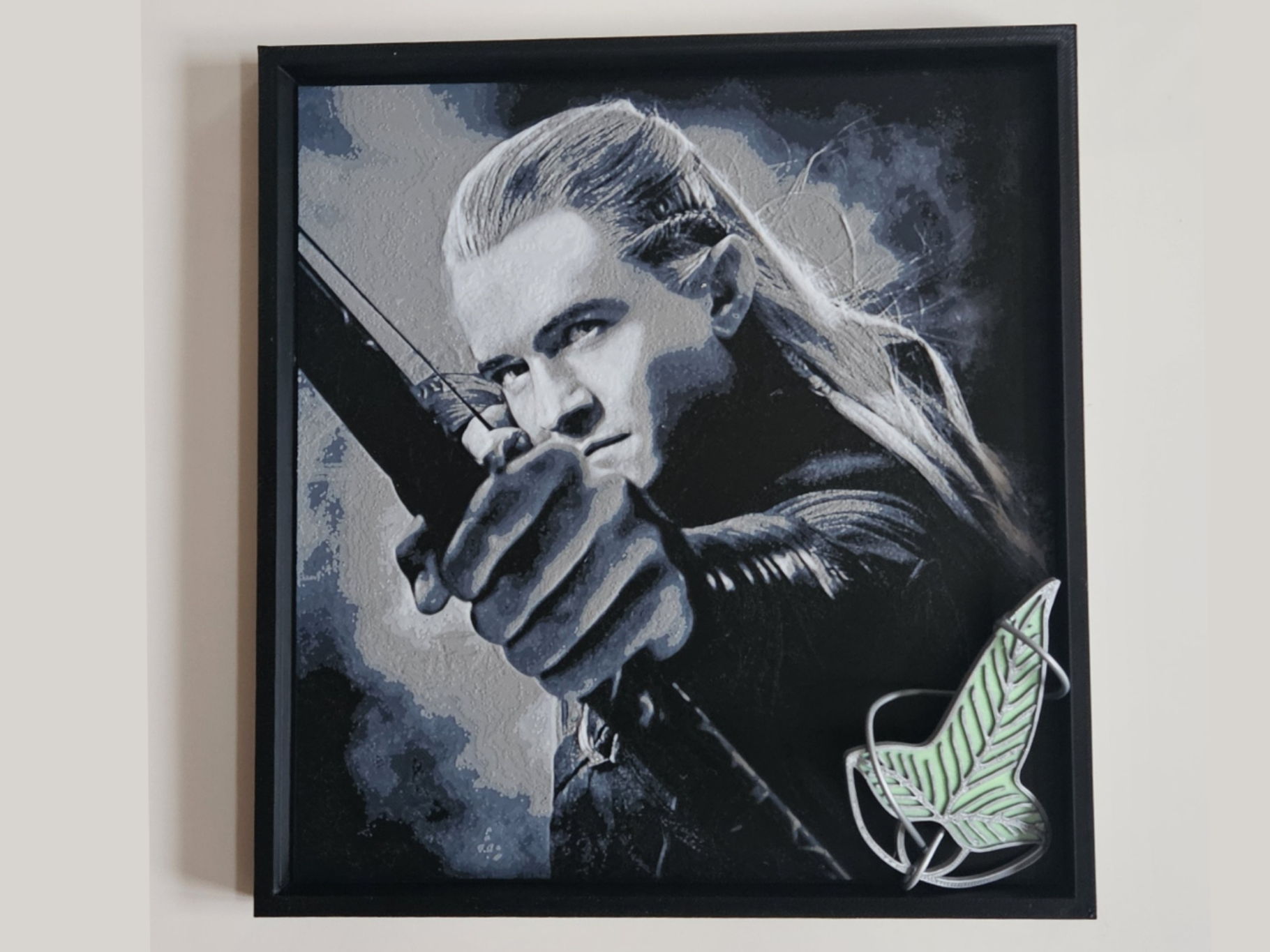 Portrait of Legolas in his custom frame LOTR NOCOM