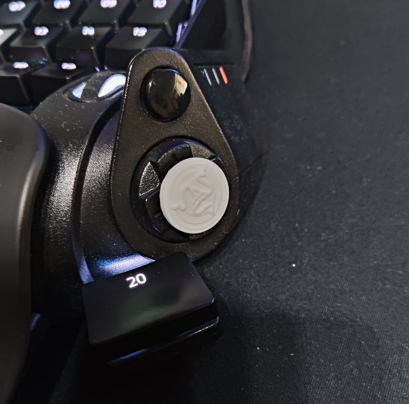 Razer_Tartarus_V2_Thumb pad