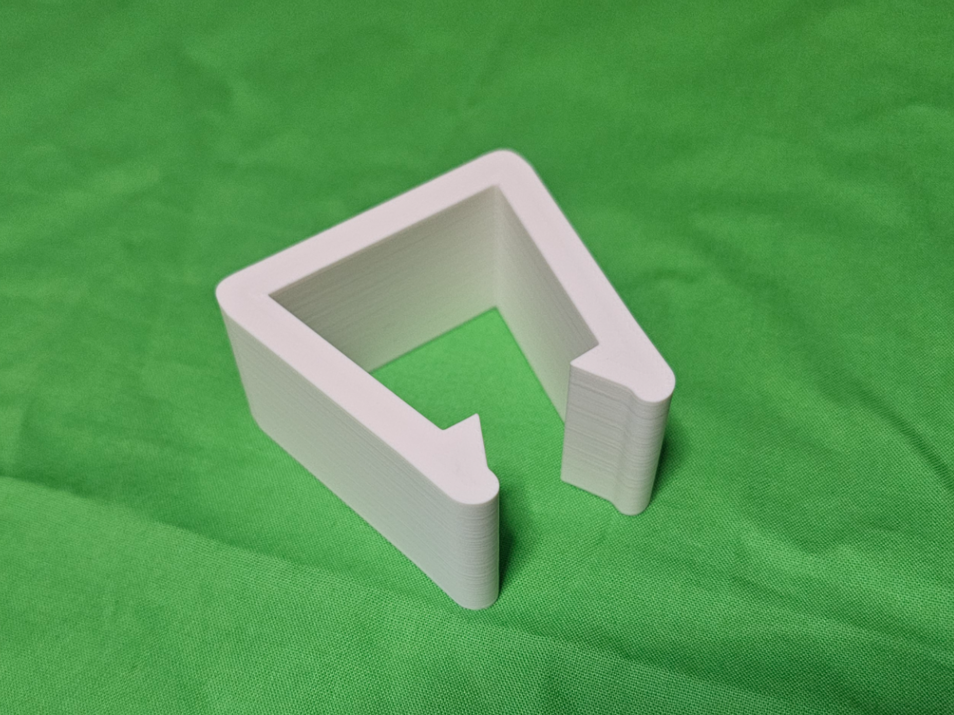 Outdoor Furniture Connector Clip