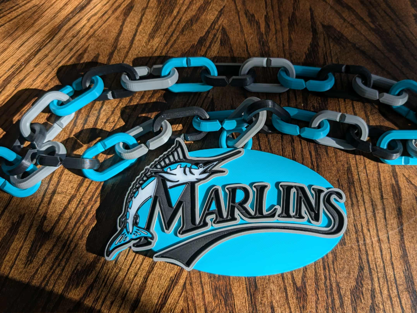 Marlins Chains logo 2 different options