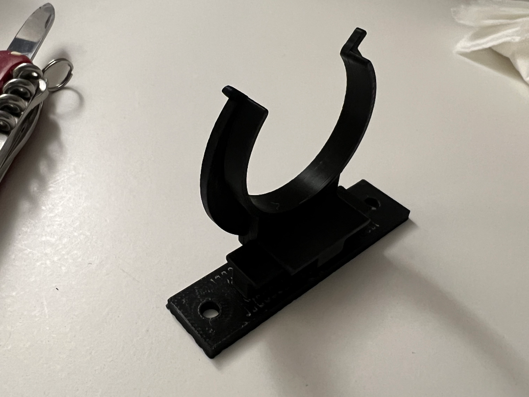 Kitchen Plinth clip with bracket