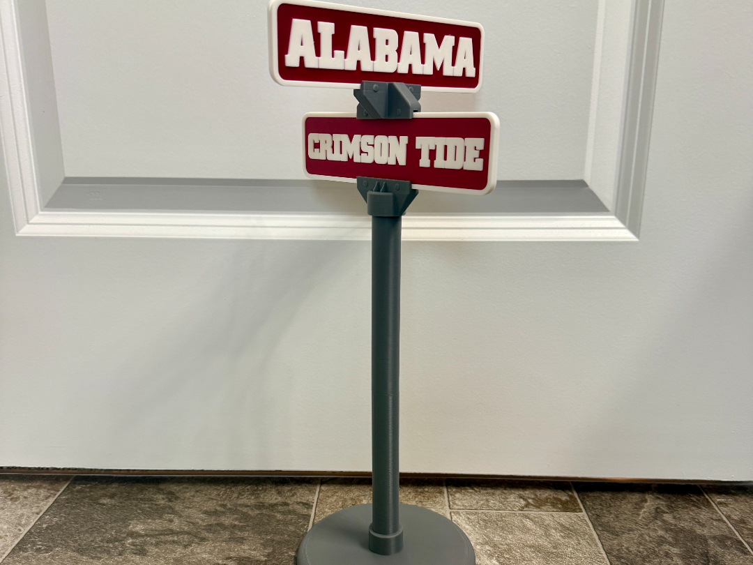 Alabama Crimson Tide street sign