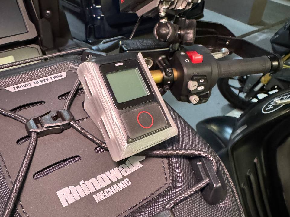 Insta360 GPS Remote Angled Mount